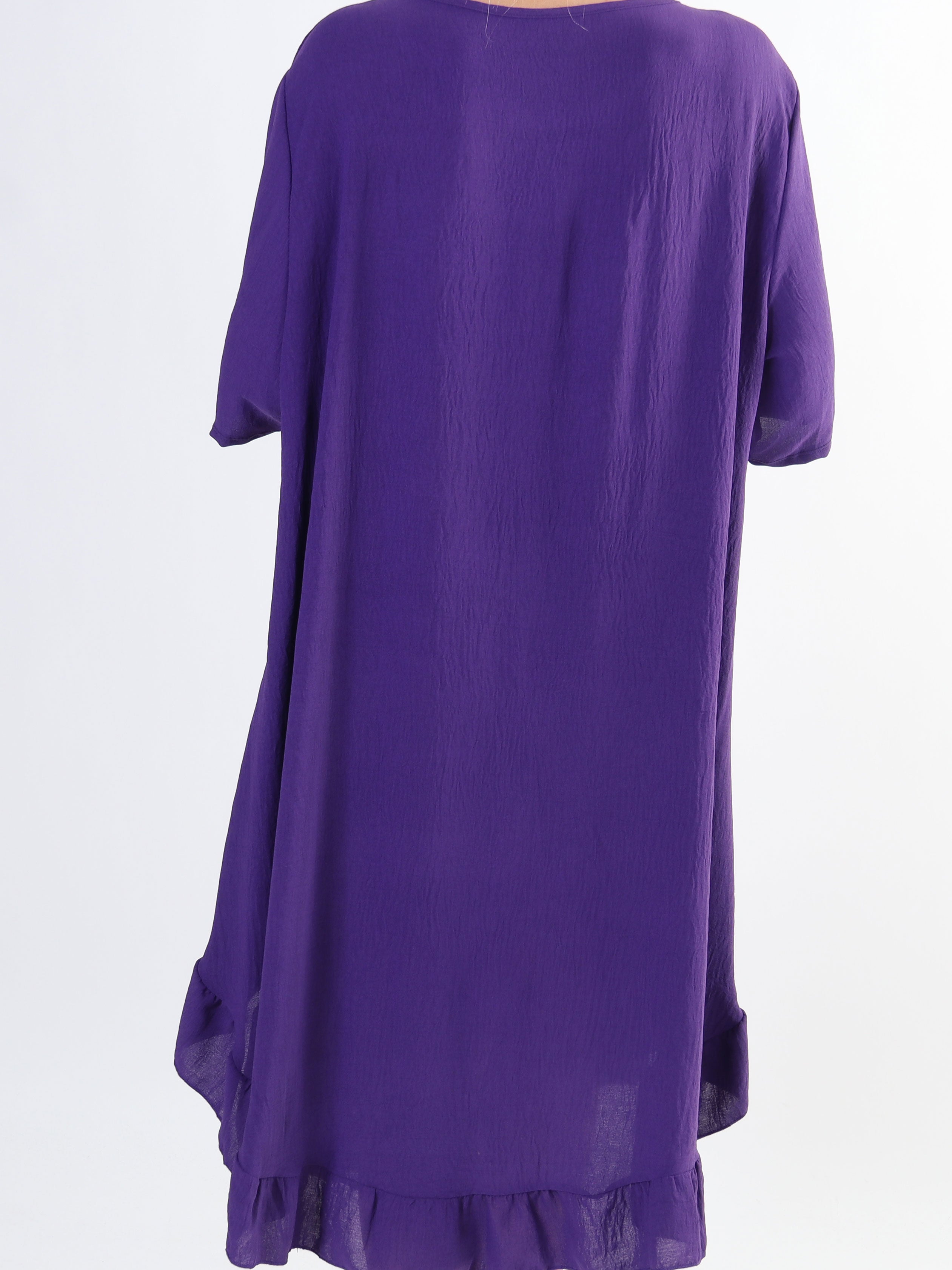 Emmelie - Klänning i viskosblandning med fickor i plus size.